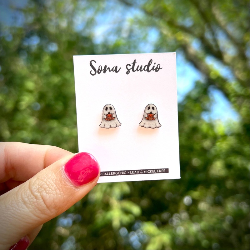 Sona Studio – Ghost Cutie Earrings