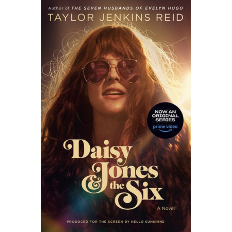 Daisy Jones & the Six Paperback